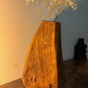 Kézzel faragott rusztikus diófa váza-22 cm